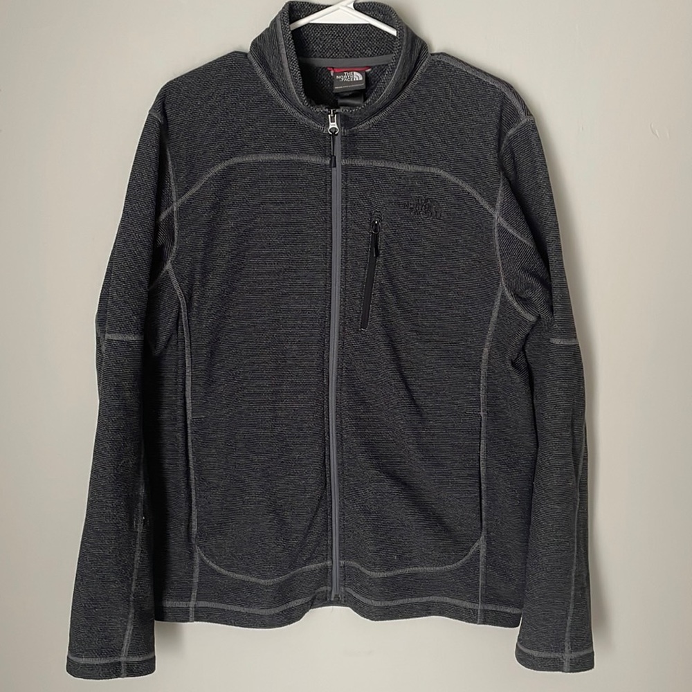 Men’s North Face zip up